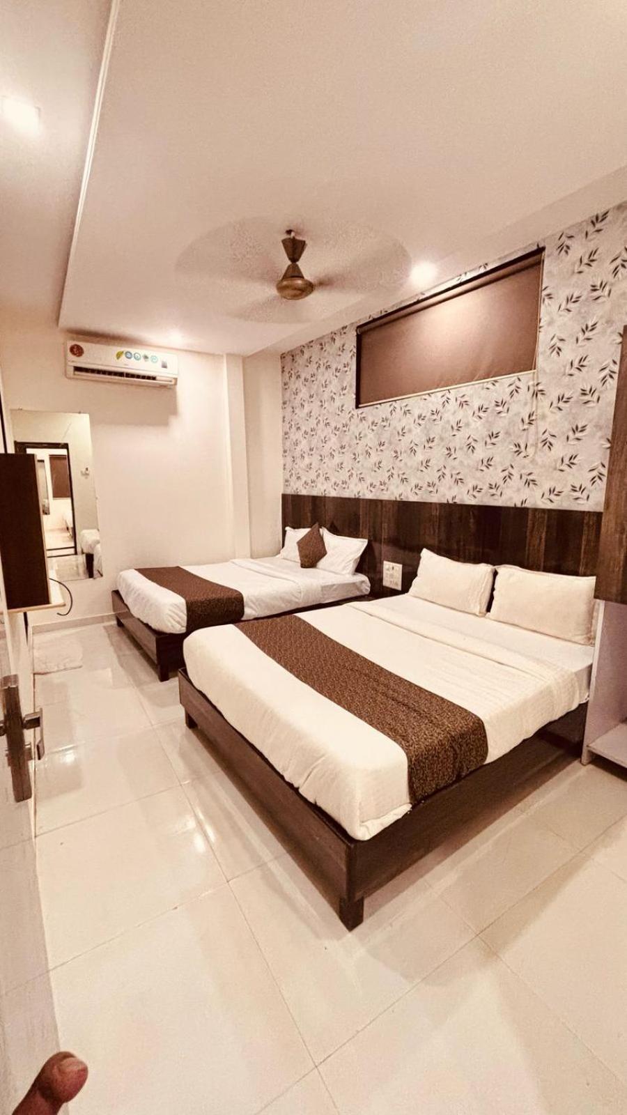 Hotel Garden Palace Mumbai Bagian luar foto