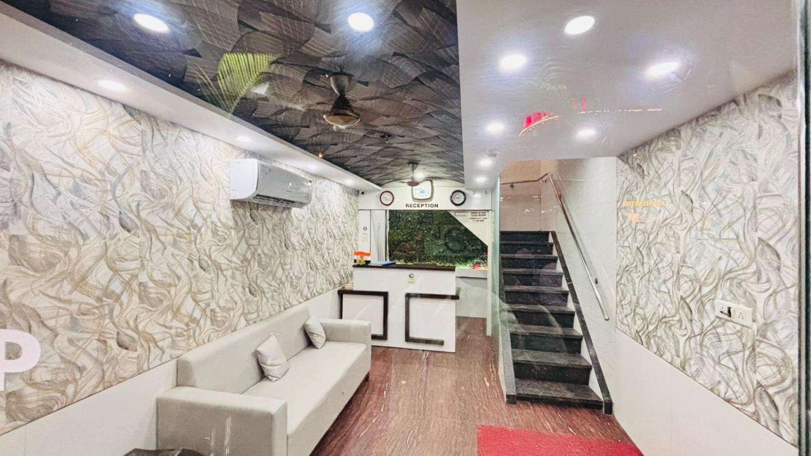 Hotel Garden Palace Mumbai Bagian luar foto